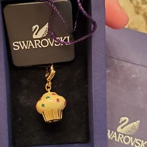 Cupcake charm